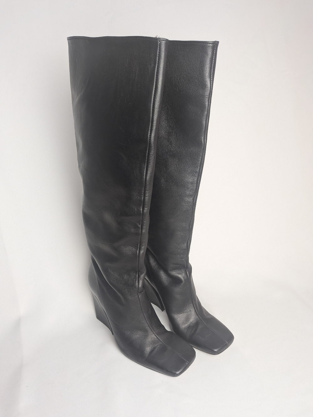 L'INTERVALLE High Heel Boots Slip On Leather Black Made In Spain Size 38 = 7.5-8